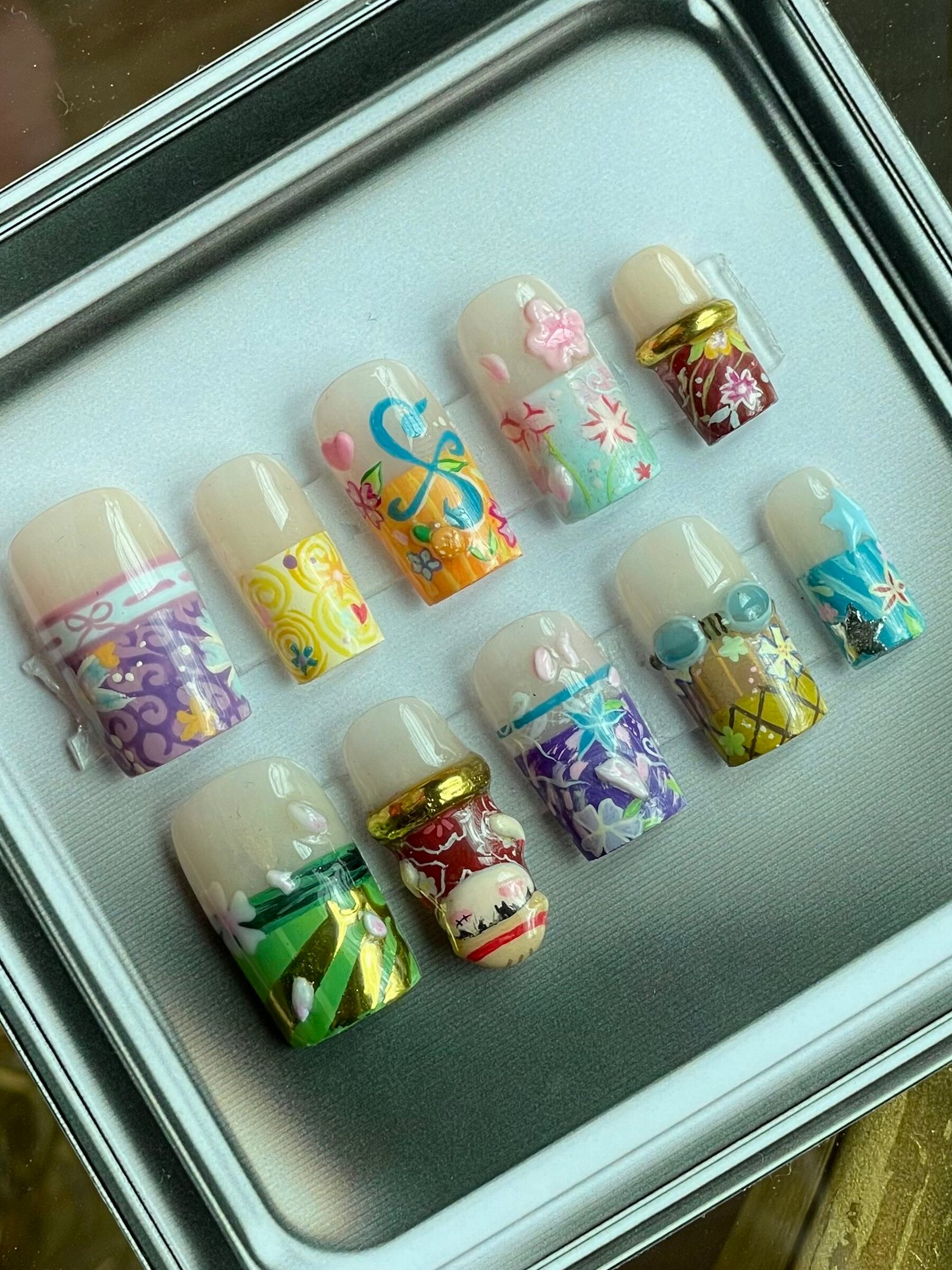 One piece nails